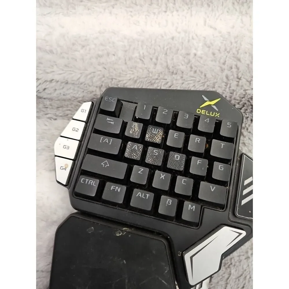 Delux T9X One Handed Wired Gaming Keyboard USB Type C Mechanical Keypad
